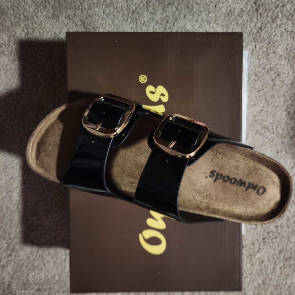 Outwoods Black Sandals with Stylish Accents